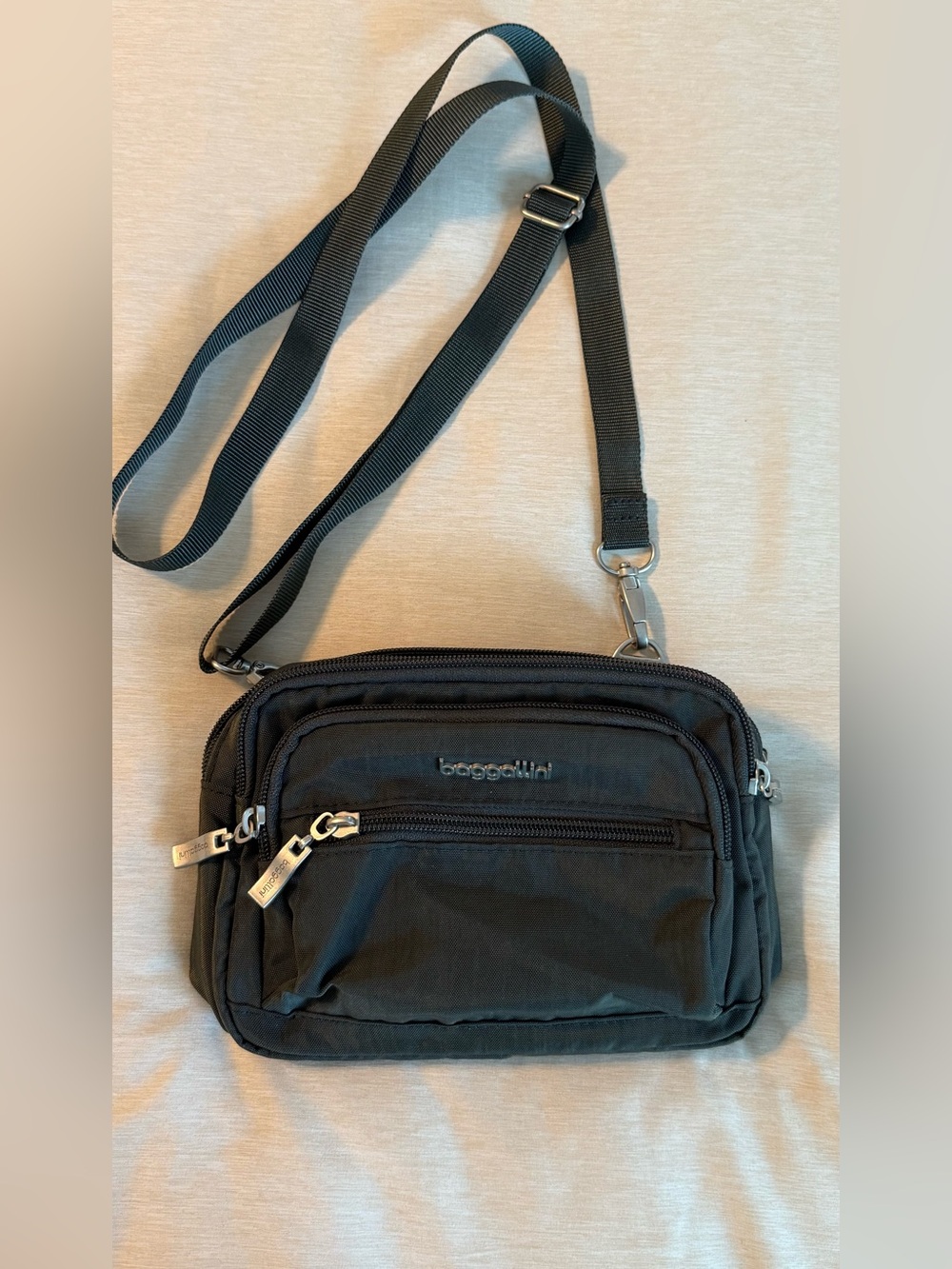 Baggallini Charcoal Gray Crossbody Bag